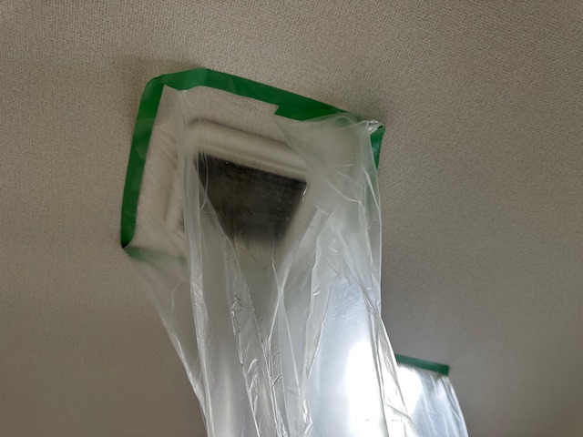 現場ブログ：屋上から雨漏り！！シート防水の改修工事中