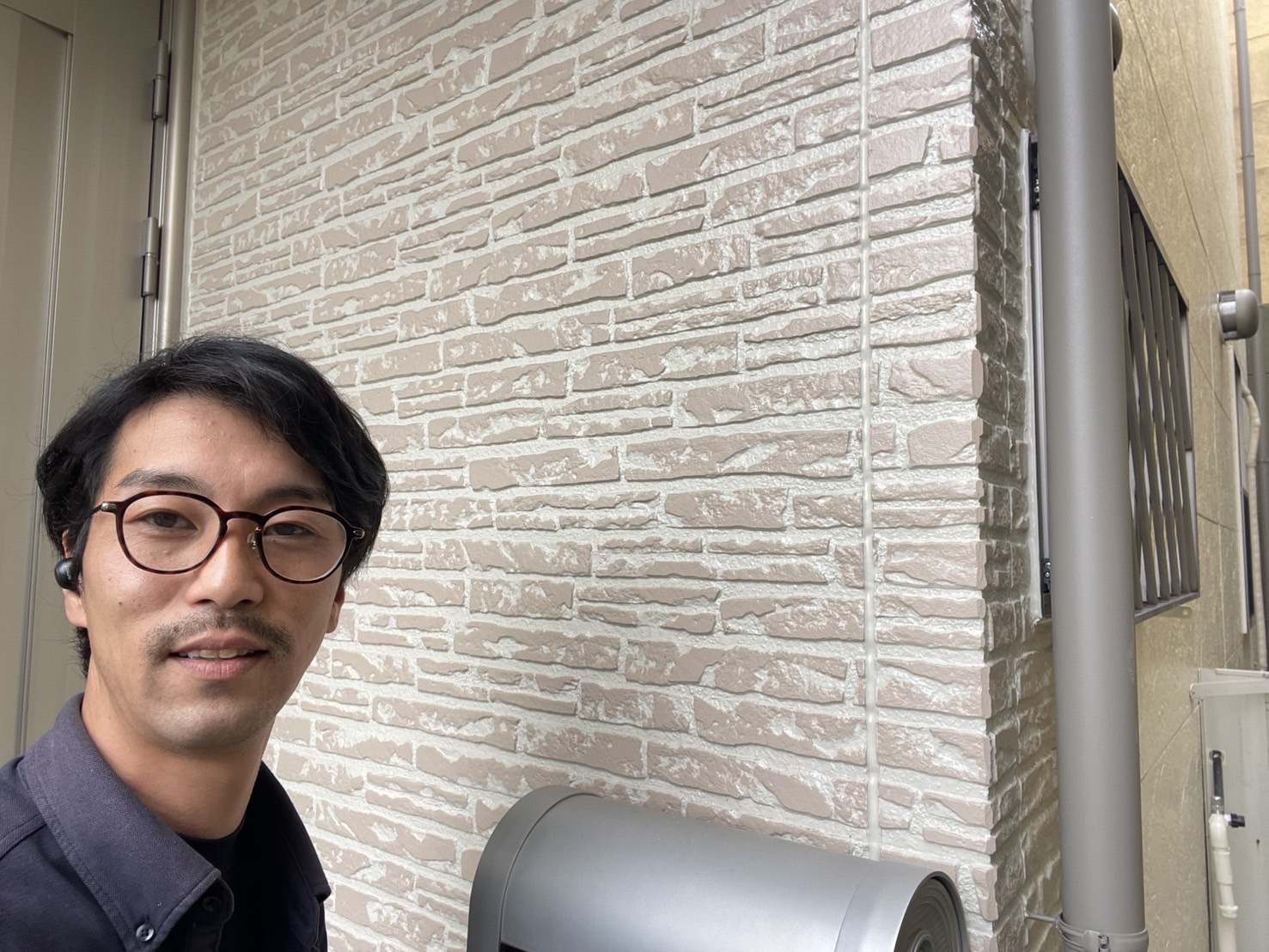 山下レポート！川崎市高津区｜2年点検｜ガルテクト屋根＋スーパーセランダブルトーン外壁は今も美観・耐久性ともに抜群