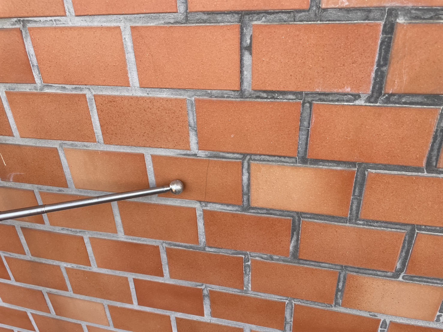 山下レポート！【横浜市保土ケ谷区】マンションのタイル打診調査と屋上防水診断レポート｜外装劣化のサインを見逃さないために