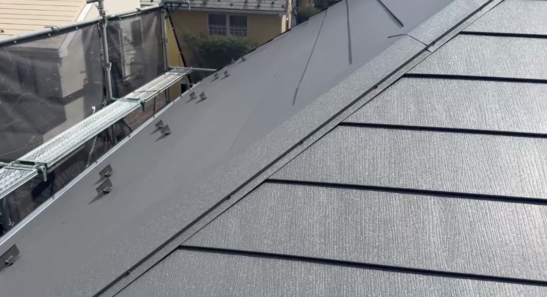 【横浜市青葉区｜ガルテクト屋根とRSゴールドSI外壁塗装で一新！痒い所に手が届く完了検査】