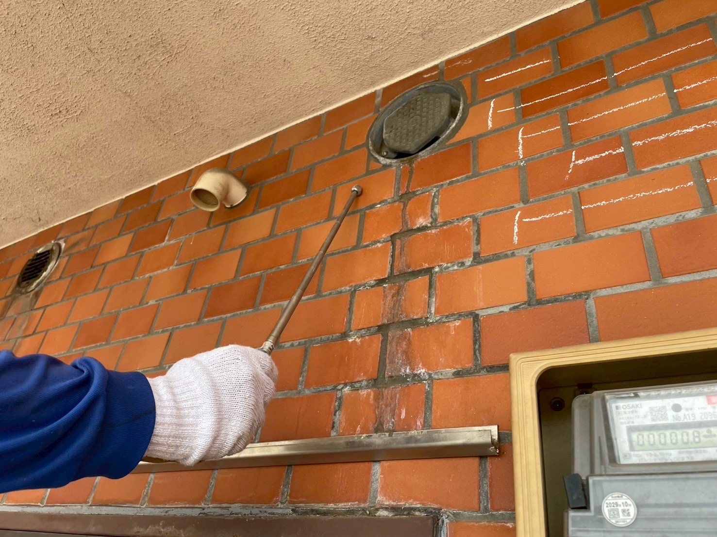 【青梅市新町｜RC造タイル外壁の打診調査】築30年超の大規模修繕工事スタート！