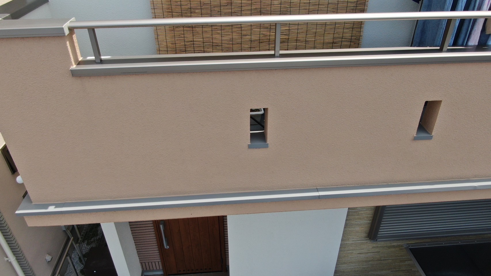 【横浜市旭区｜一年点検】ダイナミックトップ（KP-110／KP-356）×屋根 快適サーモSi ニューサーモブラック｜艶保持・遮熱性・雨漏り予防を職人目線で徹底確認