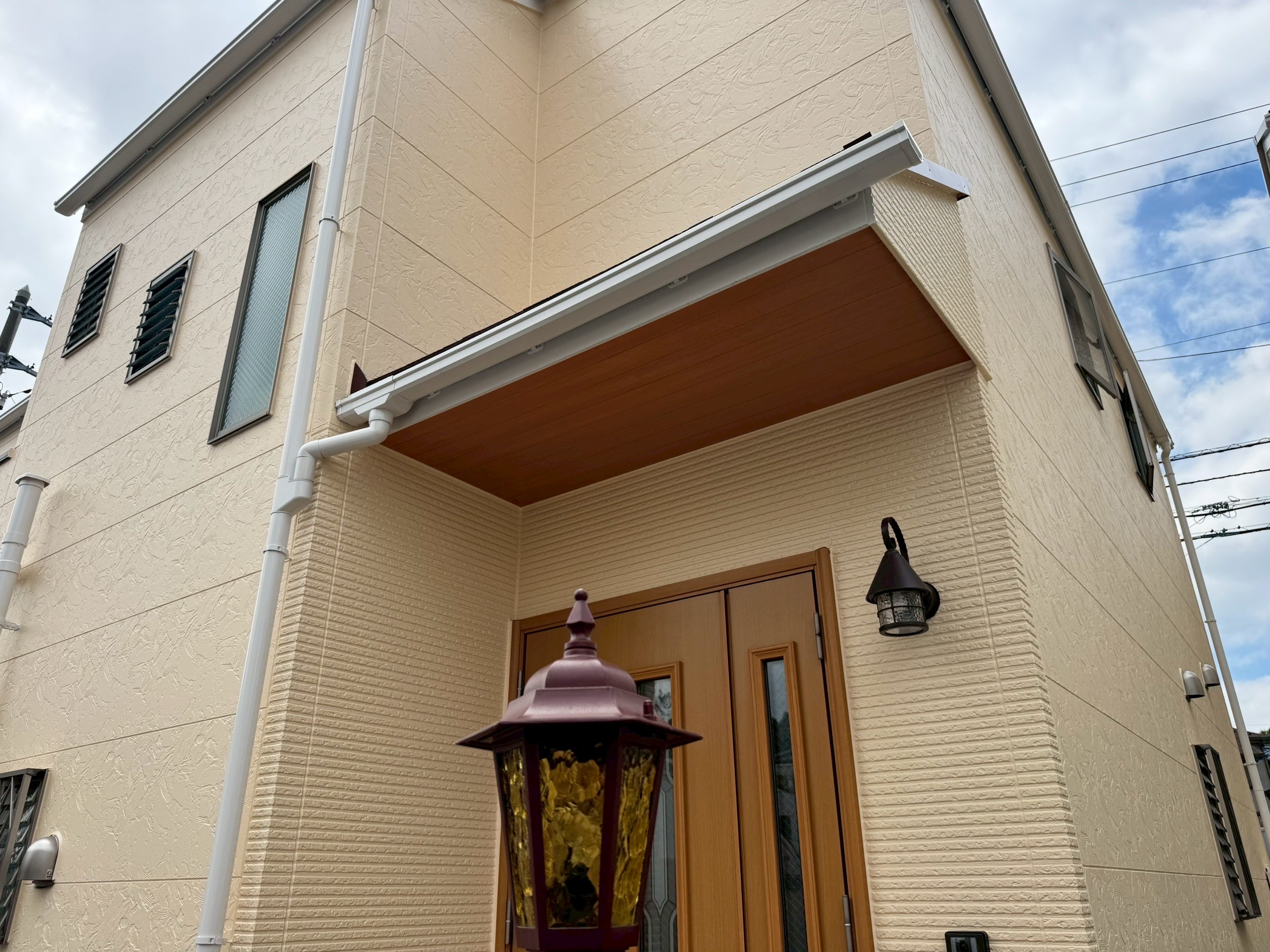 横浜市旭区｜外壁はRSゴールドF・屋根は快適サーモF・付帯部はセミフロンマイルド仕上げ｜外壁塗装点検レポート