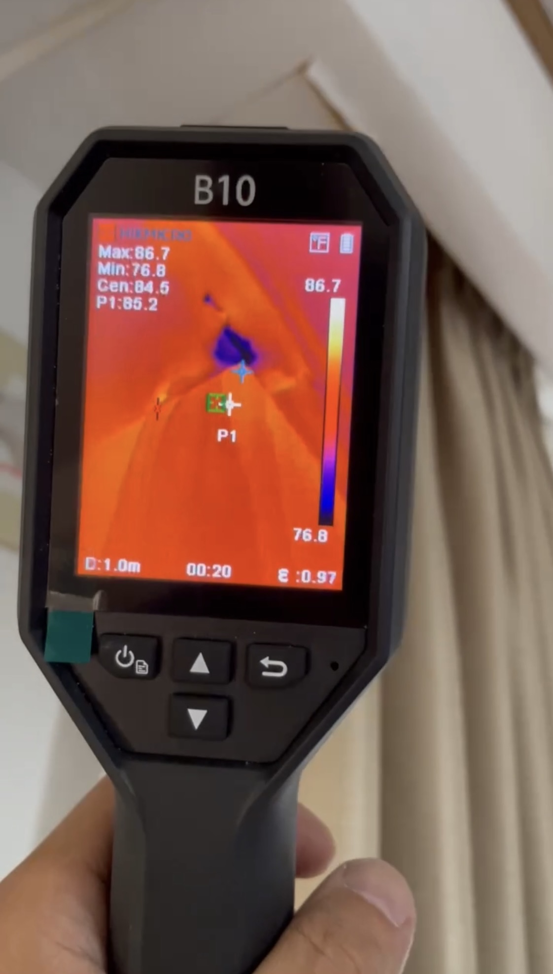 【横浜市旭区｜雨漏りは塗装では止まらない】RC造クラックからの浸水をUカットで再構築→ダイナミックトップ＋クリスタコートで仕上げた記録🏙️