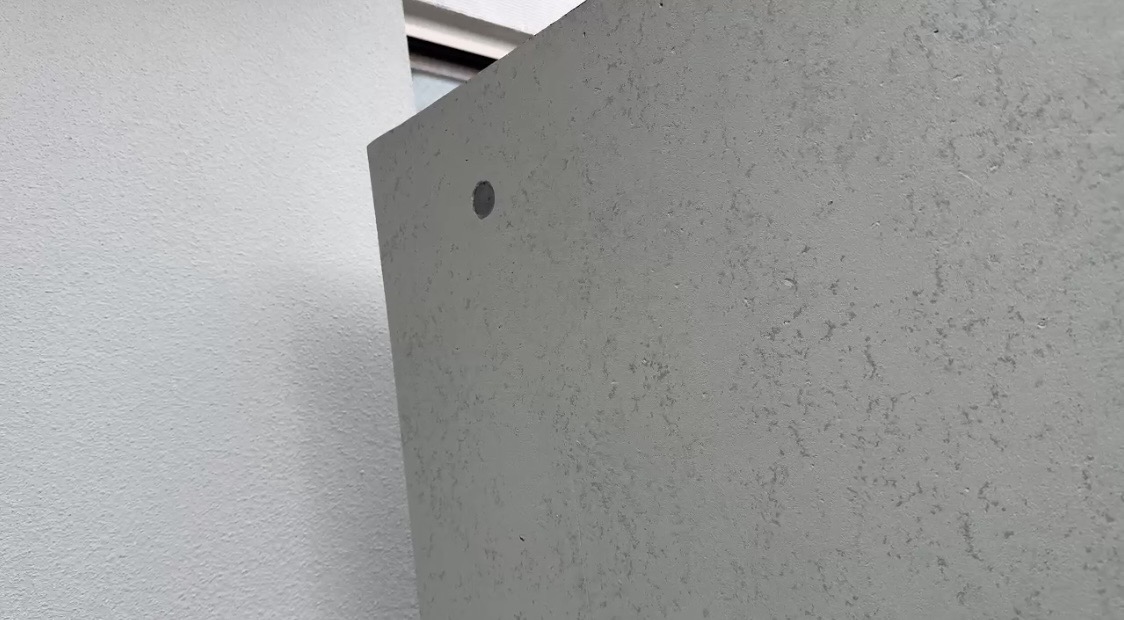 白い外壁はどう守るのか｜世田谷区で艶消し外壁・ダークグレー屋根・外構保護を行った施工事例🦄