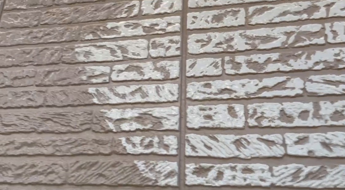 外壁の表情は、最後の守り方で決まる｜横浜市旭区でダブルトーン工法を行った現場🐼