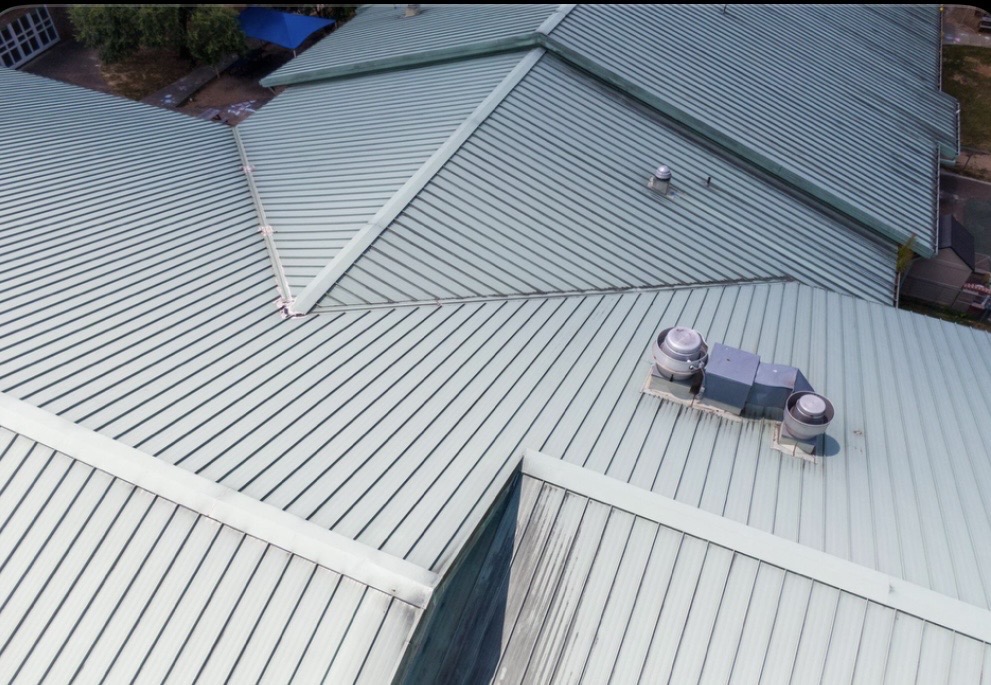 横浜市旭区｜キクスイのハーモニー加盟店が扱うハーモニールーフとは。屋根カバー工法で見ておきたいポイント🌼