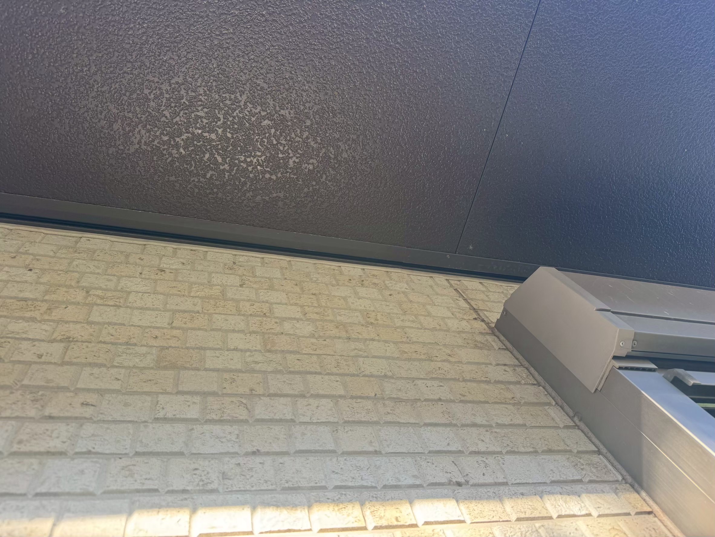 横浜市旭区｜無料点検で屋根が浮いていると言われた時に、写真だけで工事を決めない確認順🚨