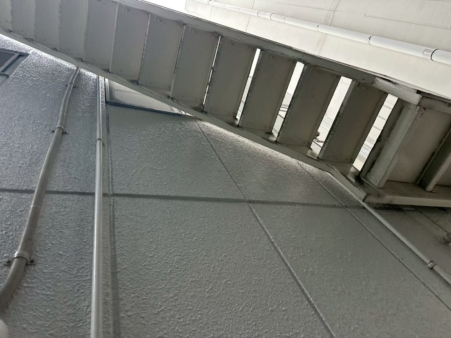 横浜市旭区の外壁現場調査｜鉄骨造ALCを雨漏り前にどう見るか🥽