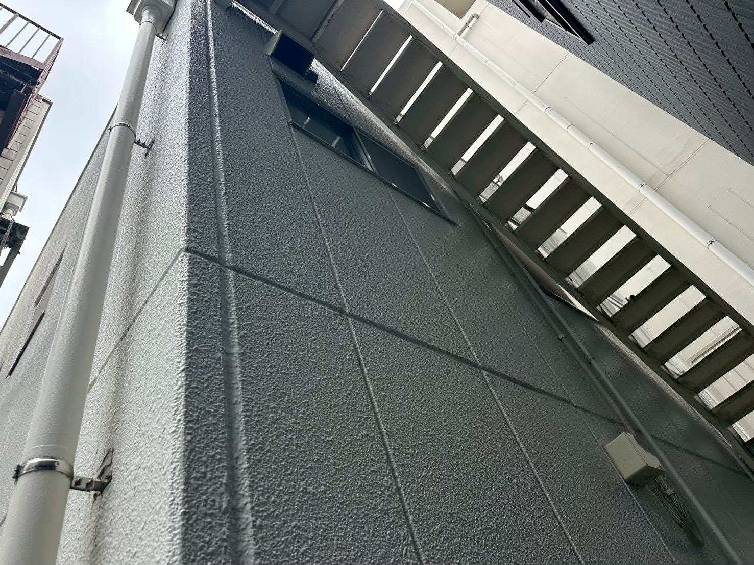 横浜市旭区の外壁現場調査｜鉄骨造ALCを雨漏り前にどう見るか🥽