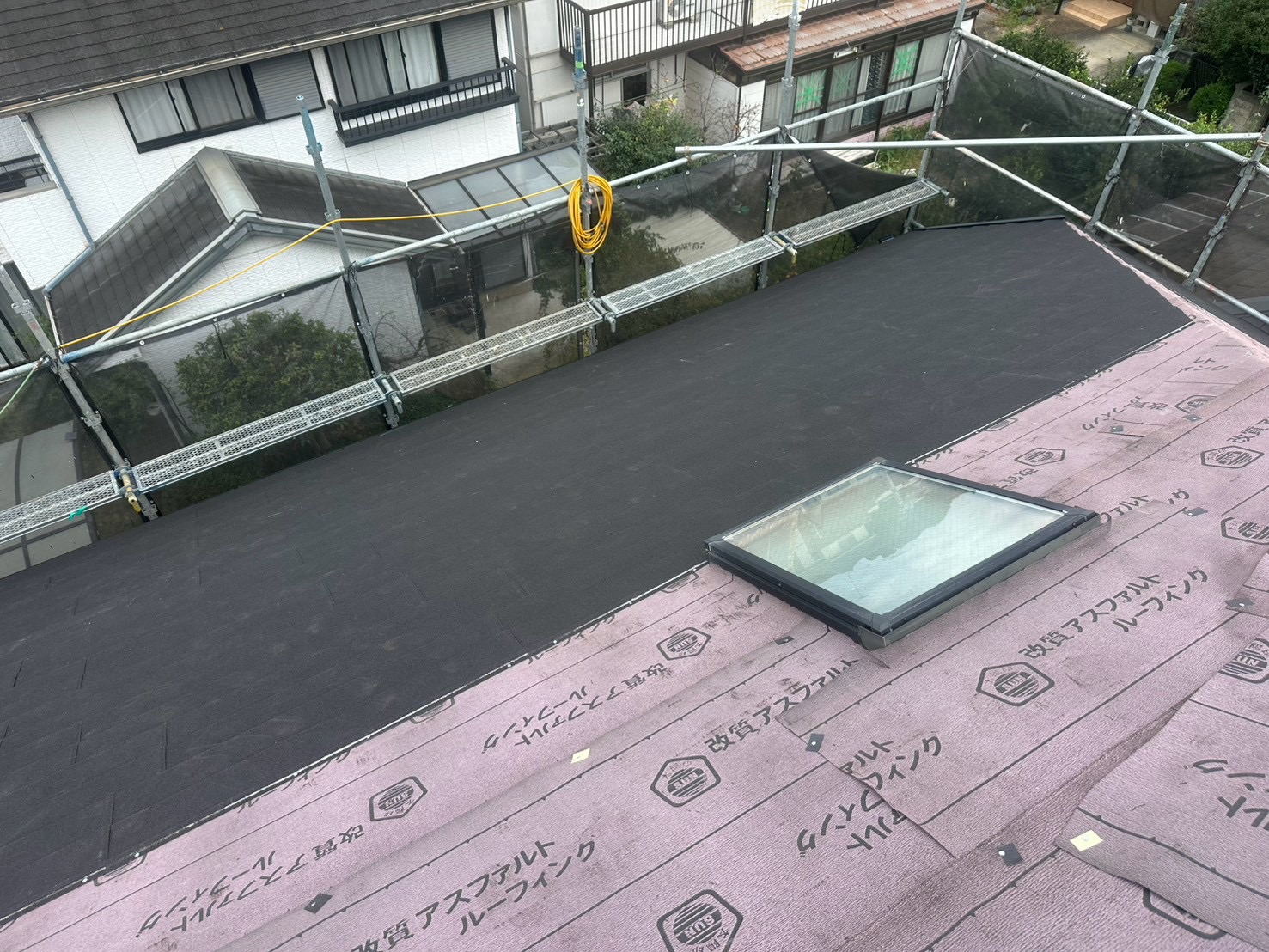 天窓を残す屋根カバー｜板金の役割と、交換・撤去を考える条件🚗