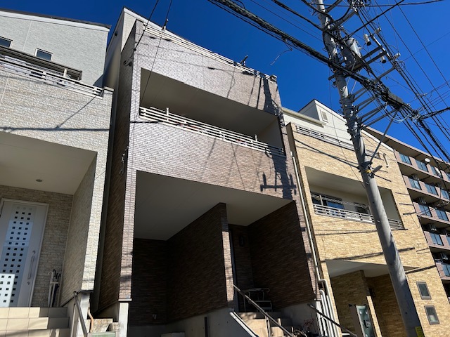 神奈川県横浜市南区　屋根外壁塗装工事